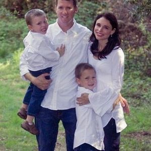 Meet your Posher, Cary